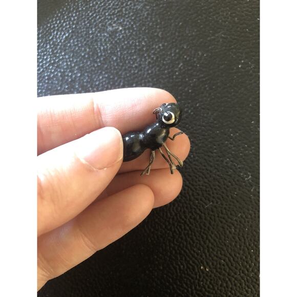 Vintage Hagen Renaker Ant Legs A little Bent - Picture 4 of 6